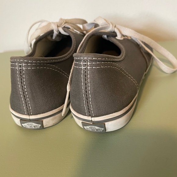 Gray Vans Authentic Low Top shoes - size 4.5 men, 6 women - Picture 4 of 8